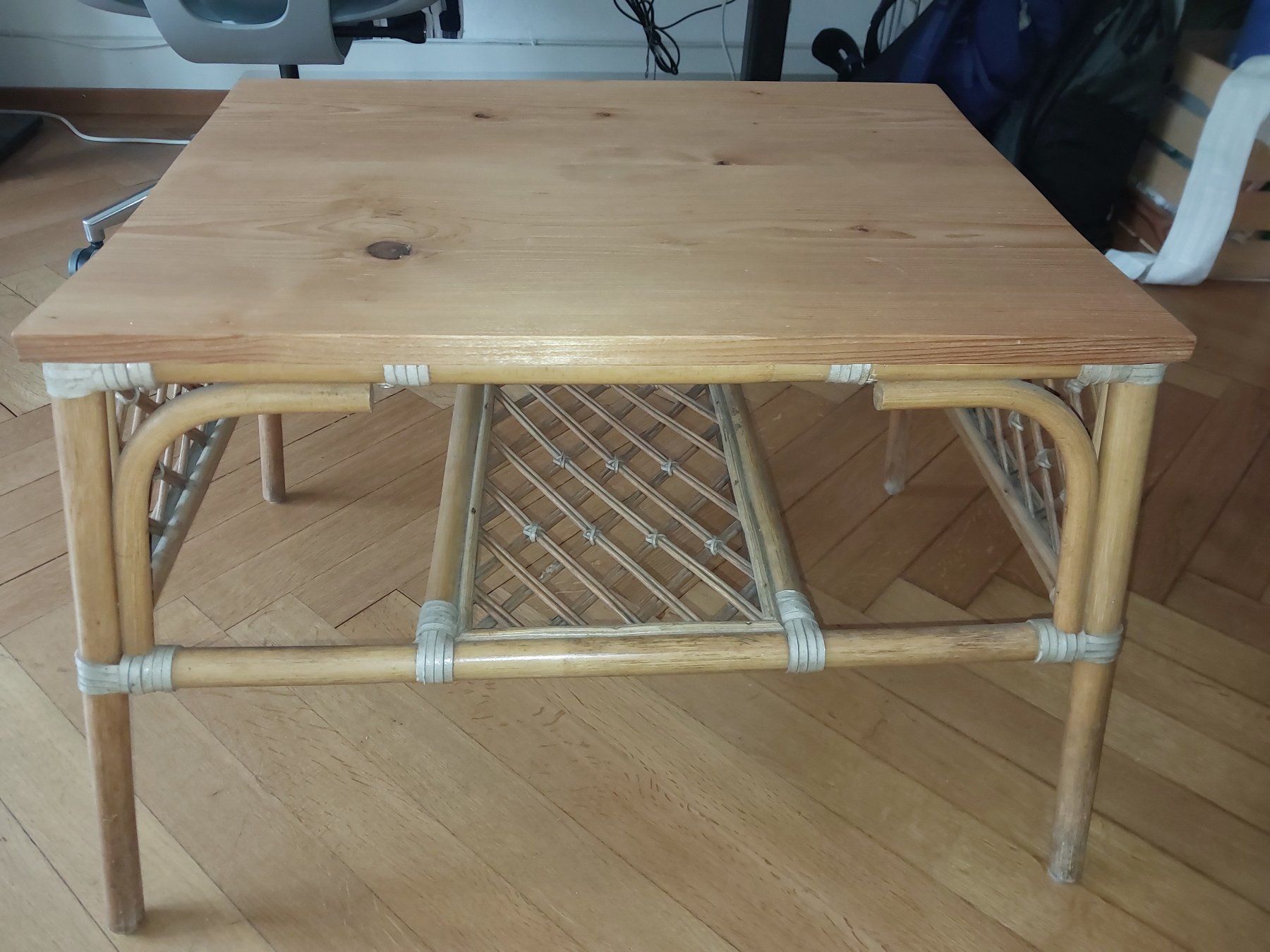 Tables: Beistelltisch – D'occasion à Schlieren par denzj 1