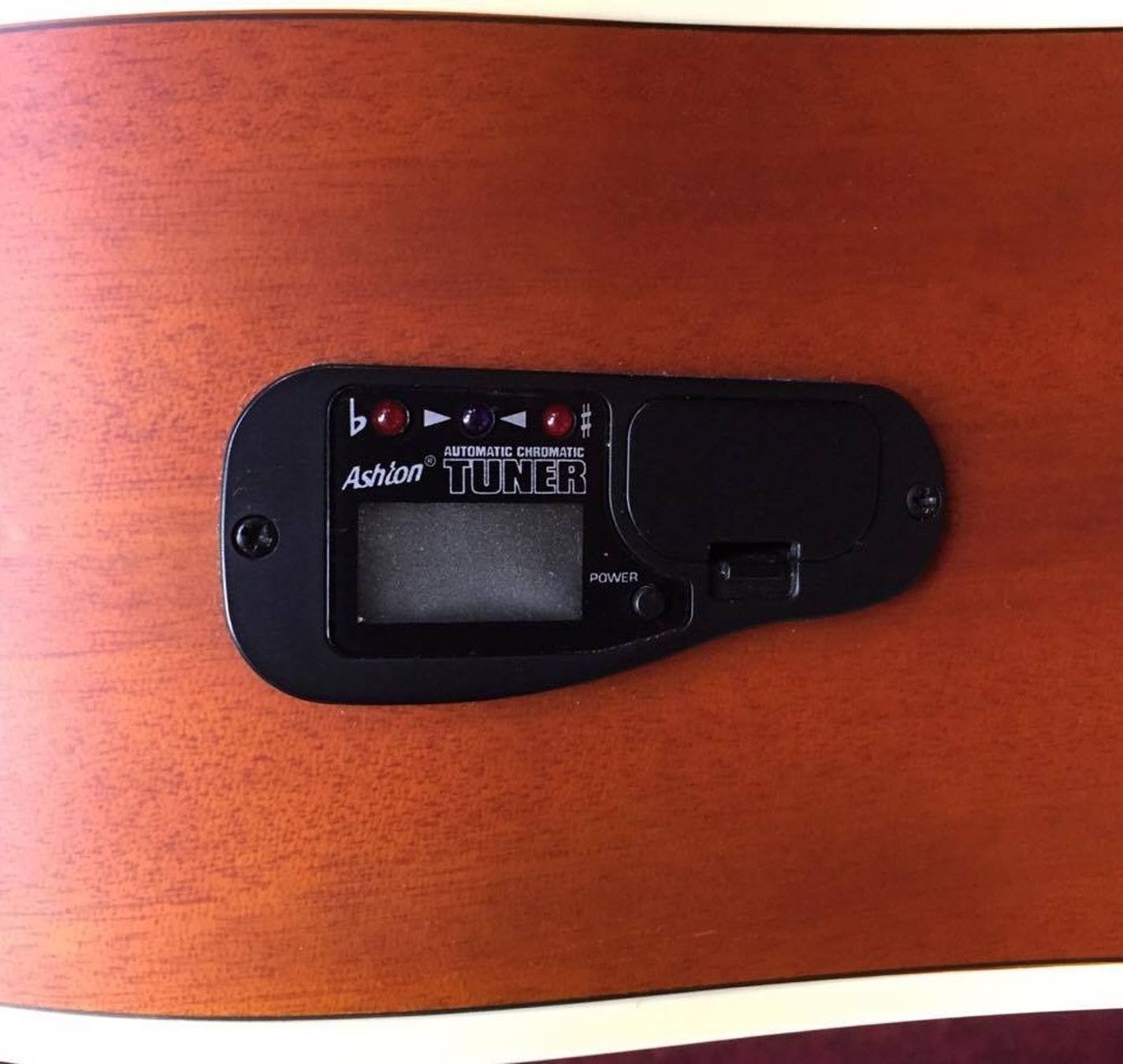 Strumenti musicali: Ashton D25 Akustikgitarre mit Stimmgerät Neu – Nuovo e nell'imballaggio originale da Aesch LU venduto da Musicaudio 3