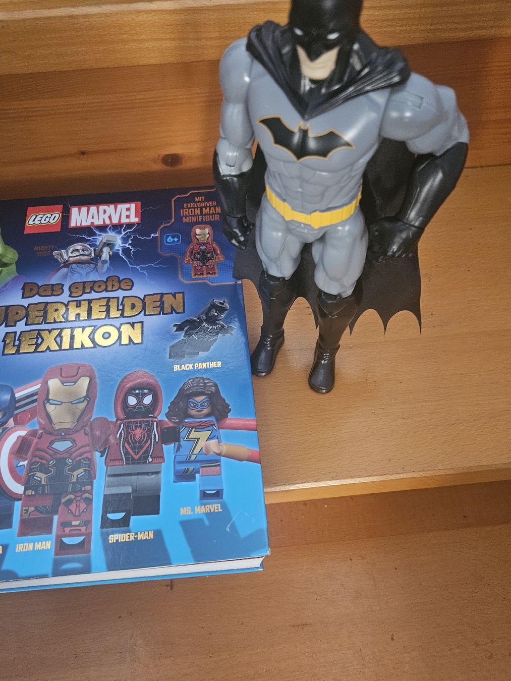 Giocattoli: Superhelden Lexikon 3 Actionfiguren – Usato da Pfaffnau venduto da sim_6rqw 1