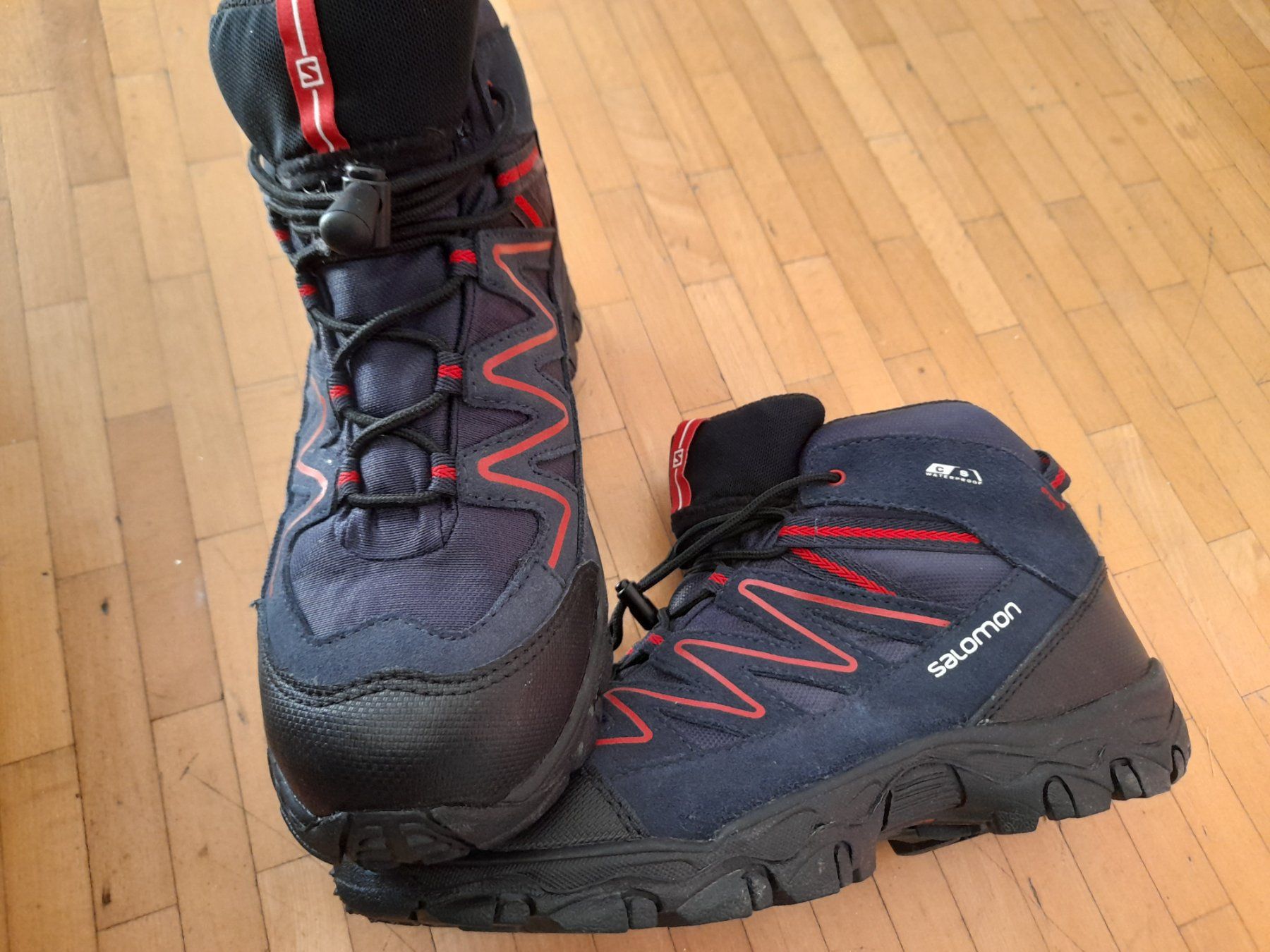 Scarpe per ragazzi: Salomon wasserdichte wanderschuhe gr 38 – Nuovo e nell'imballaggio originale da Dagmersellen venduto da L.Ga.