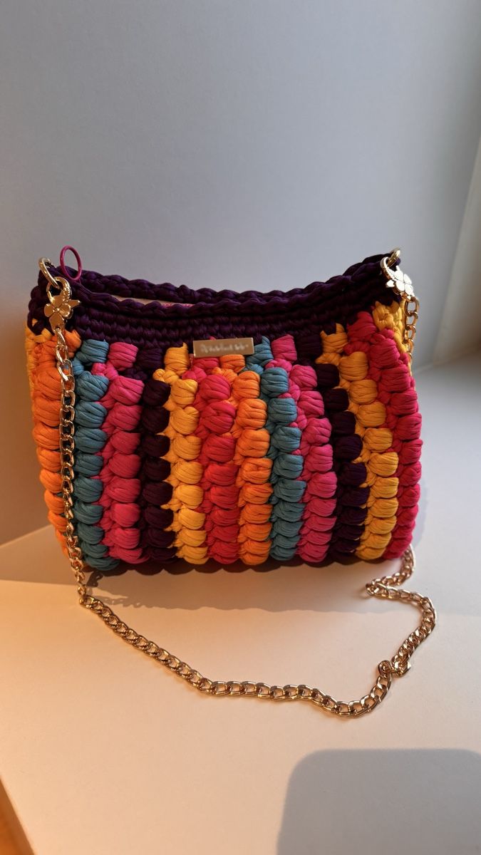Borse: Handmade Crochet Shoulder Bag - Unique Design, Spring! – Nuovo e nell'imballaggio originale da Dübendorf venduto da adr_pnt8 1