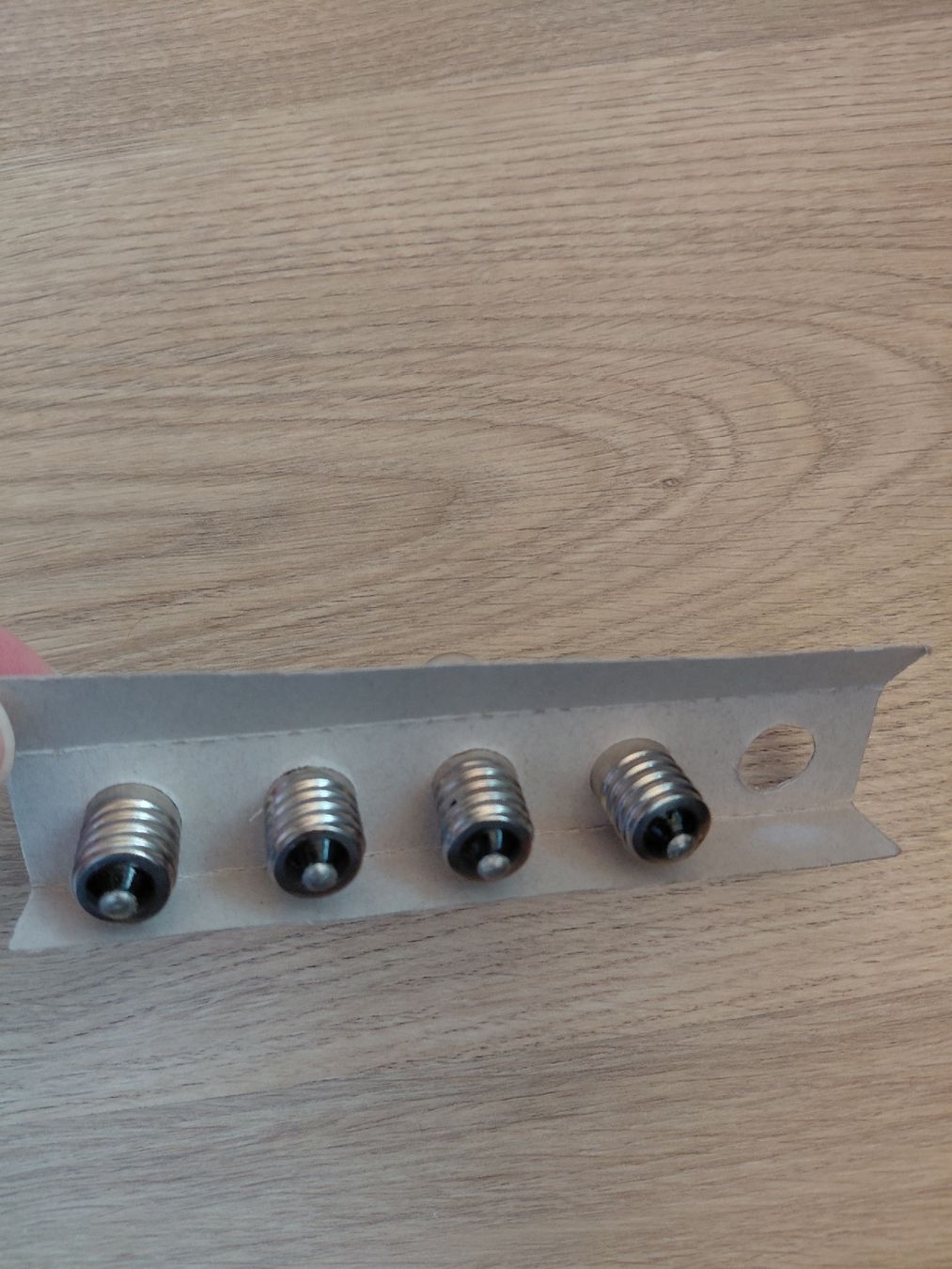 Lampen: 4 Glühbirnen E14 7Watt – Neu und originalverpackt aus Bütschwil von fredi1970 1