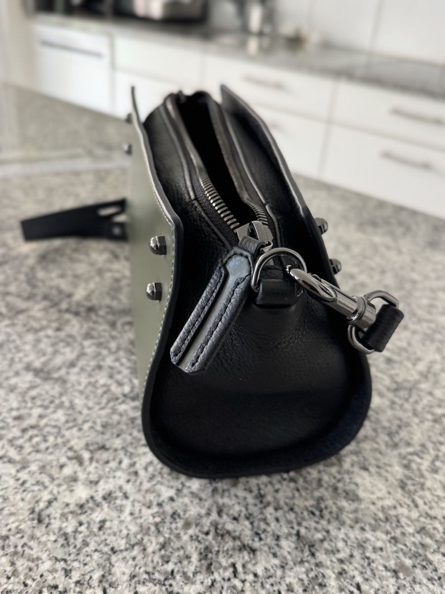 Aigner Taschen für Damen: AIGNER Valeria, 24x15x11cm – Gebraucht aus Kilchberg ZH von Shu01 3