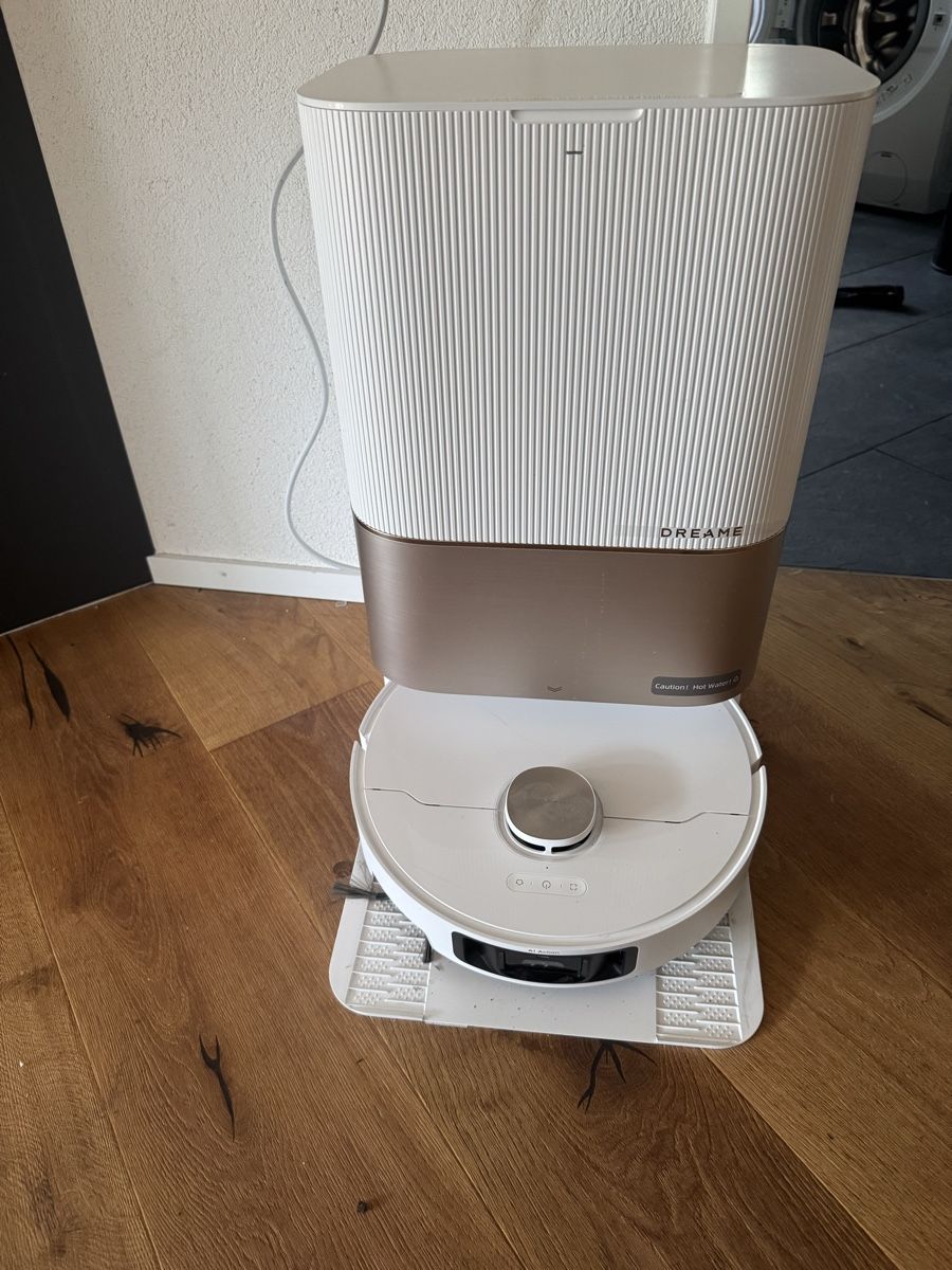 Dreame Aspirapolveri & Accessori: Saugroboter Dreame X40 Ultra complete weiss – Usato da Neuhausen am Rheinfall venduto da adr_wkc8