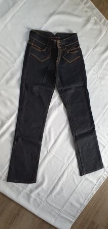 schöne Jeans in 36 wie neu