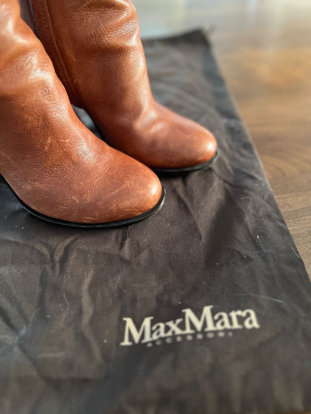 Max Mara Damenschuhe: MaxMara Lederstiefel Gr. 40 Braun – Gebraucht aus Ebmatingen von Mistelu 4