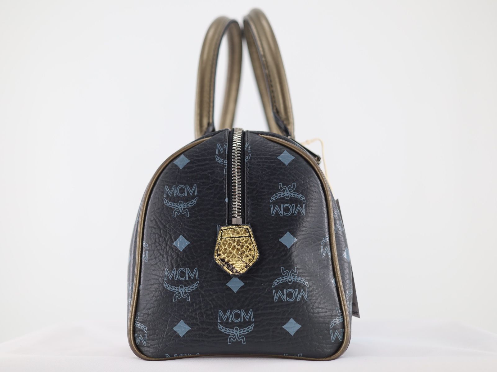 Mcm Altro in  Abbigliamento & Accessori: MCM Mini Boston – Multicolor Lion – Usato da Flawil venduto da HeritageAtelier 6