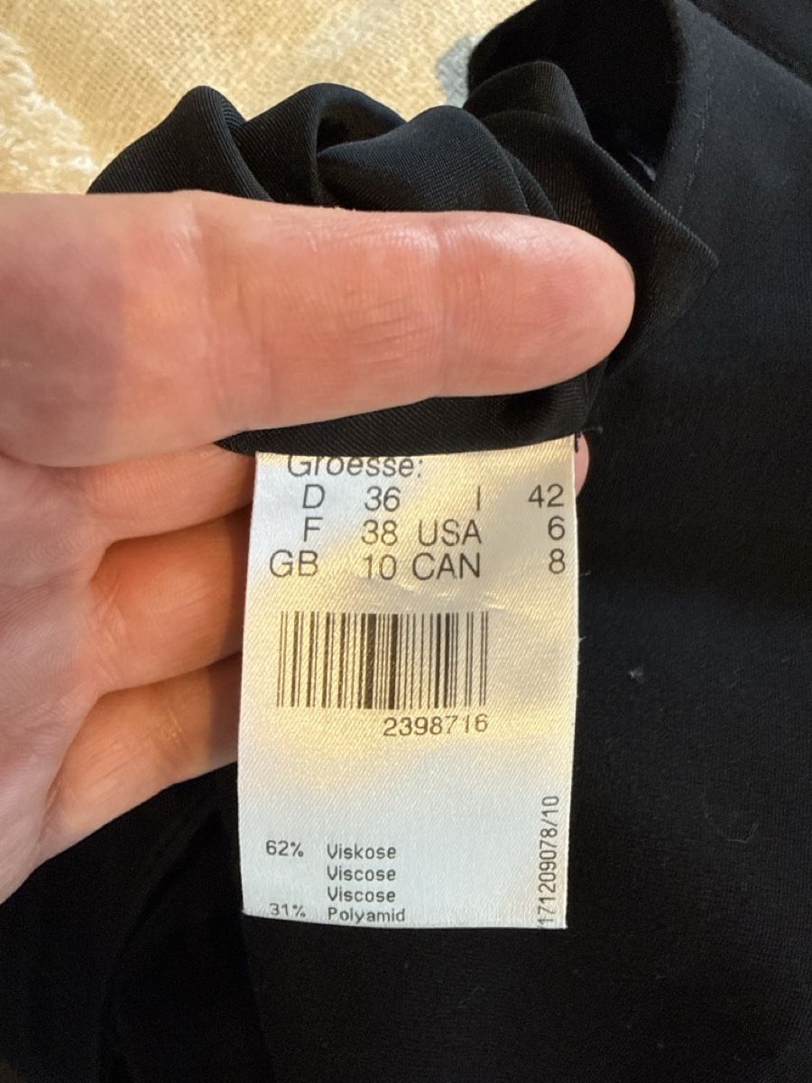 Vestiti: Schwarzes Kleid, Grösse 36,  St.Emile – Usato da Riedholz venduto da nlu_dn2q 5