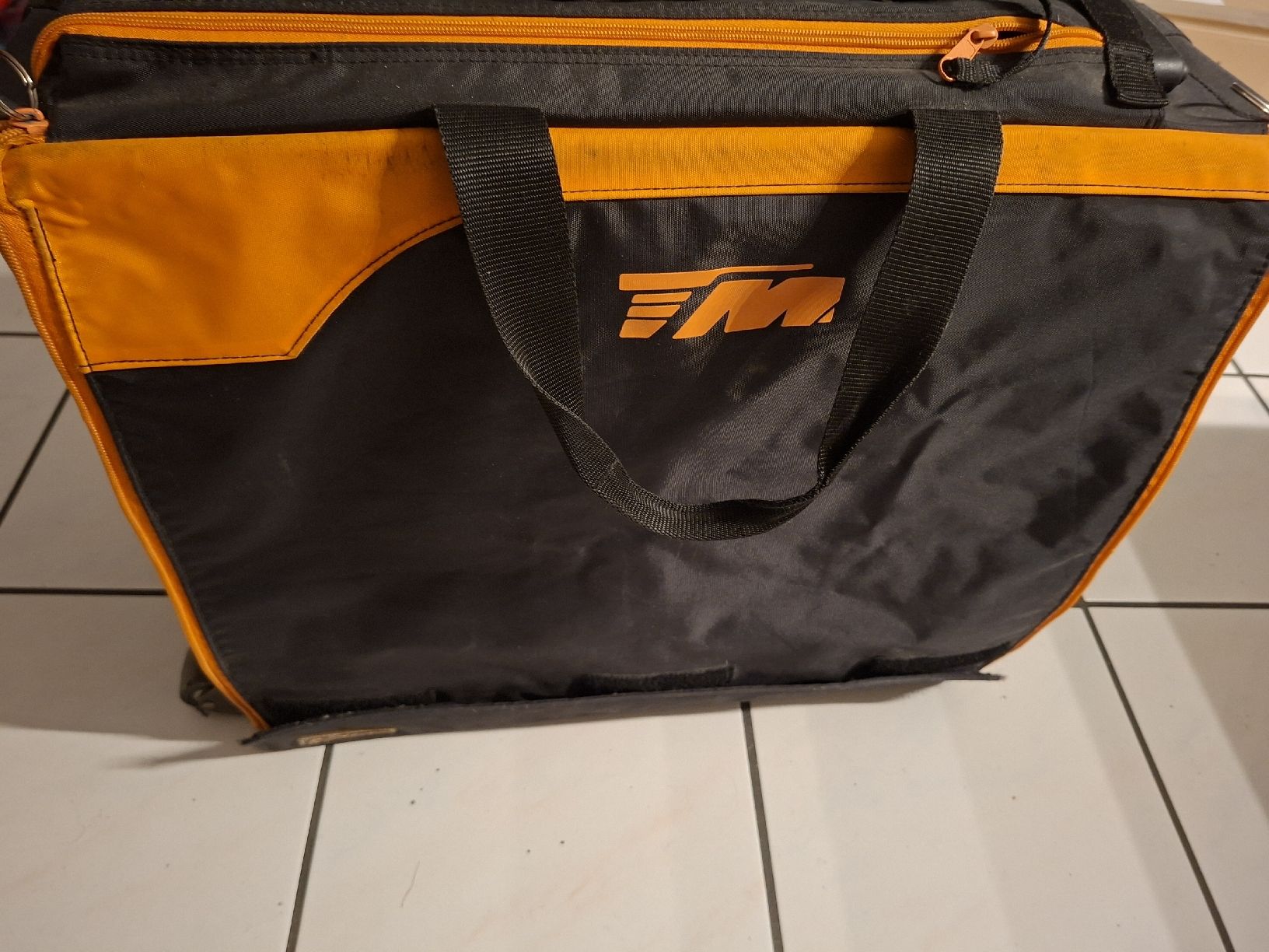 Team Magic Modellismo RC: Team Magic RC - Rollkoffer – Usato da Schattdorf venduto da mamo1952 1