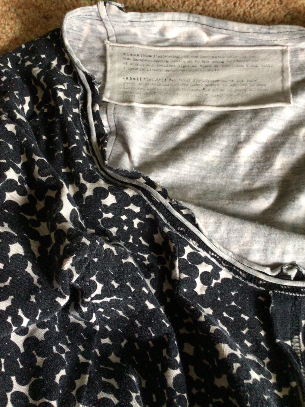 Rundholz Vestiti: Schönes Kleid mit Muster, Grösse M, Rundholz – Usato da Riedikon venduto da Winter21. 5