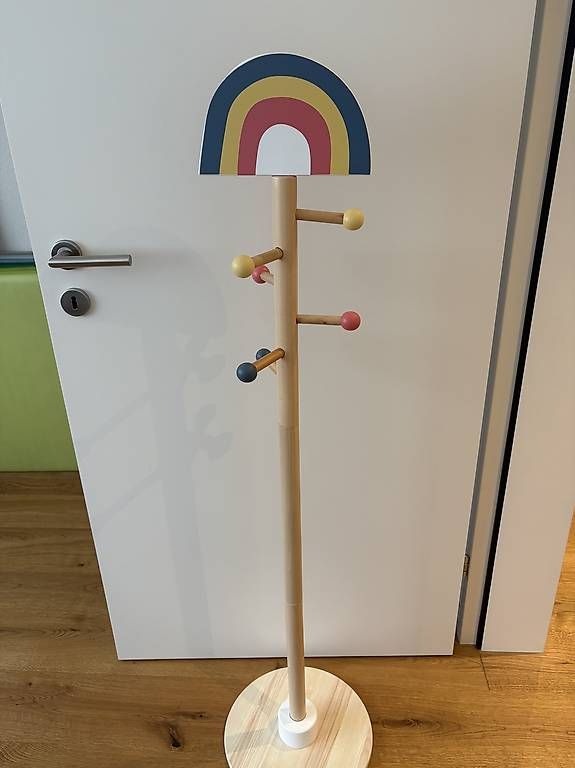 Garderobe: Kleiderständer mit Regenbogen (Verbaudet) – Gebraucht aus Wald ZH von ser_mvn6 2