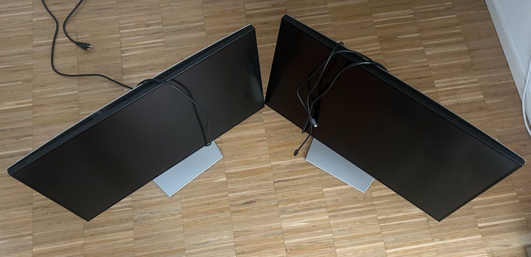 Dell Monitor: Dell UltraSharp 27 U2725QE – Nuovo (secondo la descrizione) da Zürich venduto da tin_wnk7
