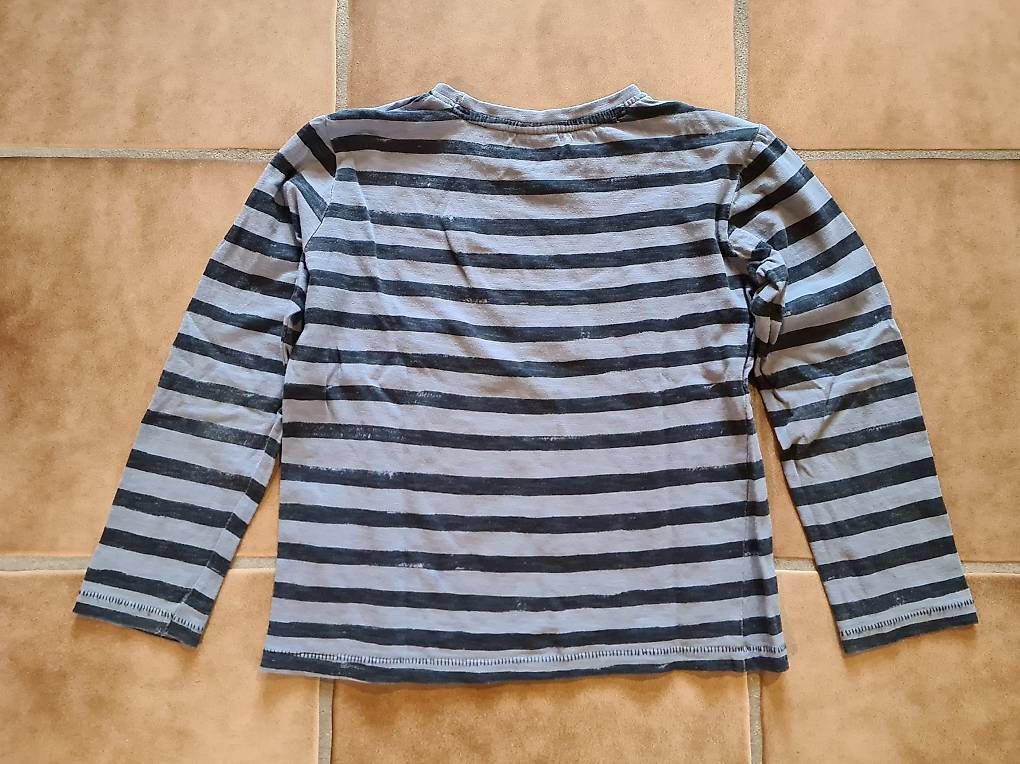 Hemden, T-Shirts & Polos: T-Shirt langarm, Grösse 122 – Gebraucht aus Höri von Makumba2 1