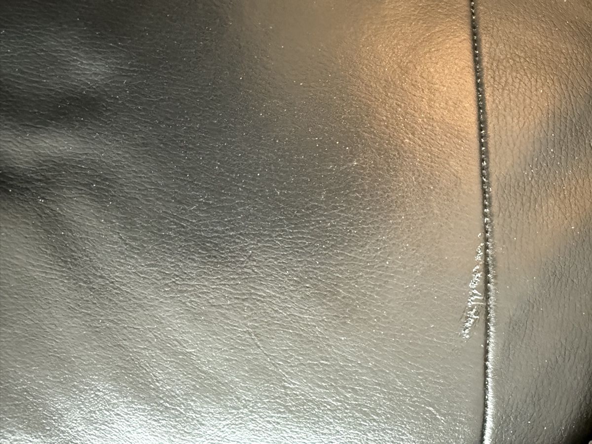 Sofas: Leder Sofa – Gebraucht aus Zollikerberg von Ja.Al. 5