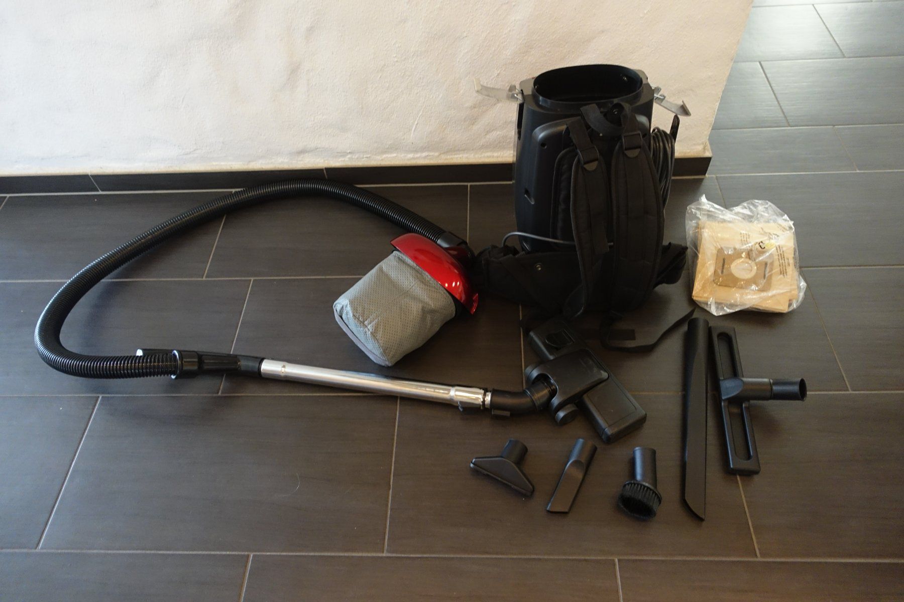 Wellcraft Aspirapolveri & Accessori: Rückenstaubsauger Wellcraft – Usato da Belp venduto da Mazarron58 1