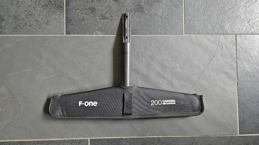 Tavole da surf e di nuoto: F-One foil stab 200 carving XXS – Usato da lignieres venduto da Maschaer 2