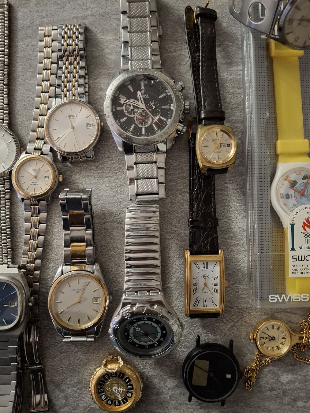Orologi: Uhrenlot 23,Stk Ab 1.- Chf.  – Difettoso da Reiden venduto da Flomy-72 2