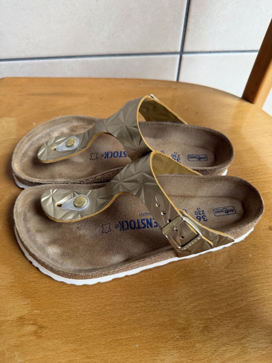 Birkenstock Scarpe da donna: Birkenstock Sandalen Grösse 36 Gold – Usato da Pfäffikon ZH venduto da J.R.1989 1