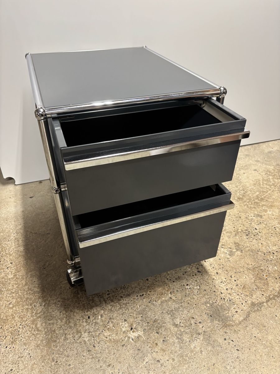 USM Eléments de bureau: USM Haller Rollkorpus - Anthrazit – D'occasion à Allschwil par zso_kbc8 3