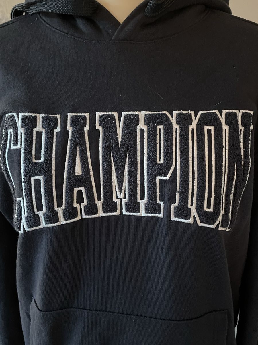Champion Pullover & Sweatshirts: Champion, Hoodie, Grösse M – Gebraucht aus Anglikon von Haraldinho 1