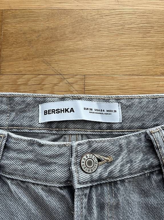 Bershka Jeans: Bershka Jeans – Usato da Münsingen venduto da klo_bvb2 2