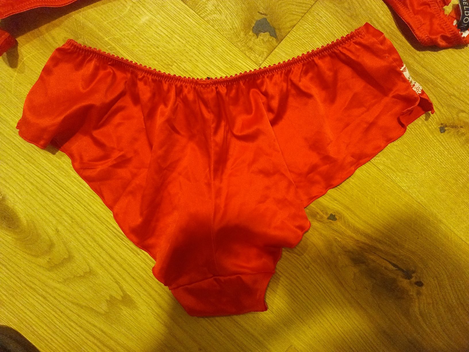 Beldona Altra biancheria intima: Beldona Set BH & Slip red 75A & S – Usato da Dübendorf venduto da selestrine 3