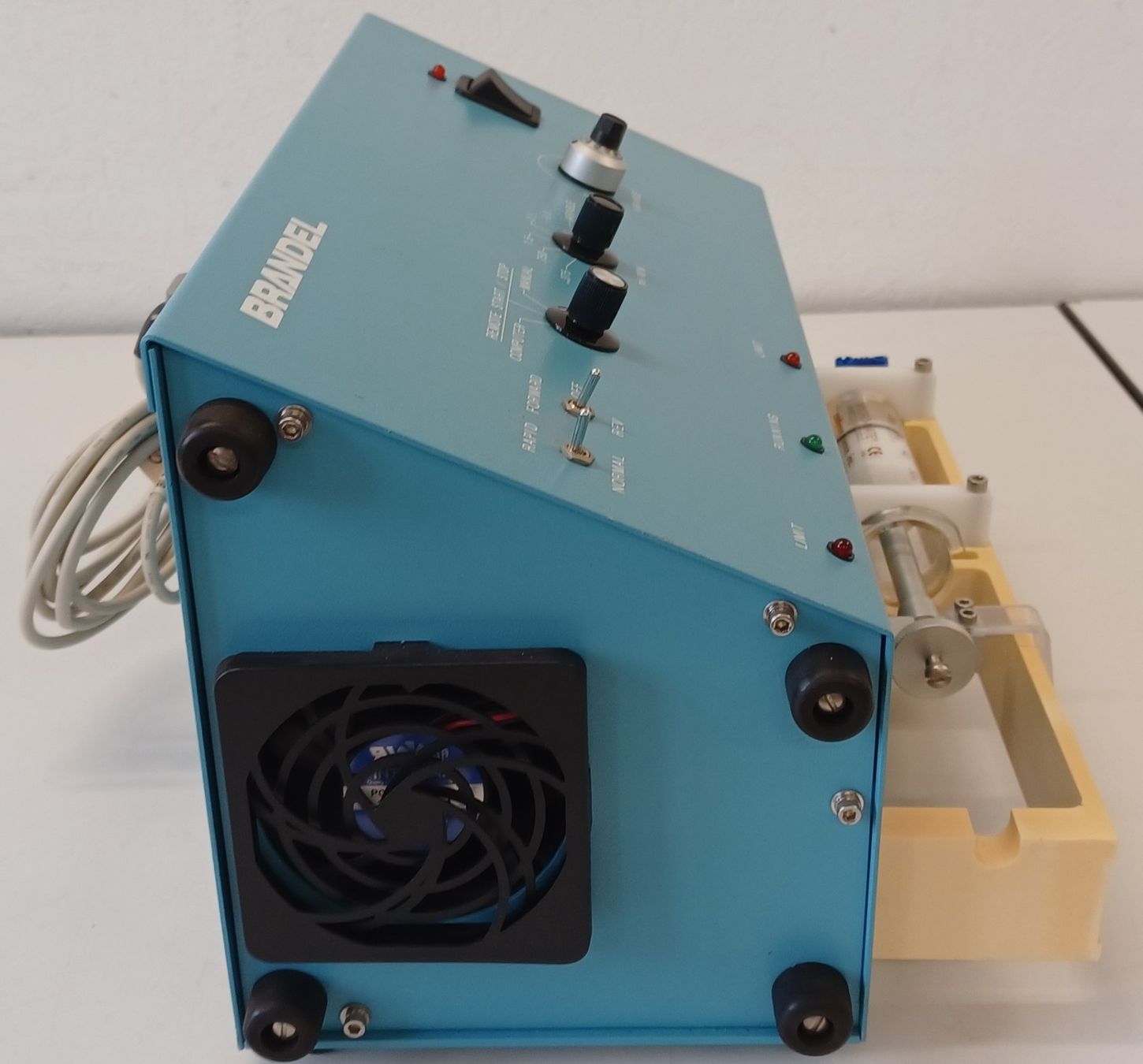 Accessori da laboratorio: Brandel SYN-202 Syringe Pump – Usato da Niederdorf venduto da LeptonAG_Labor 5