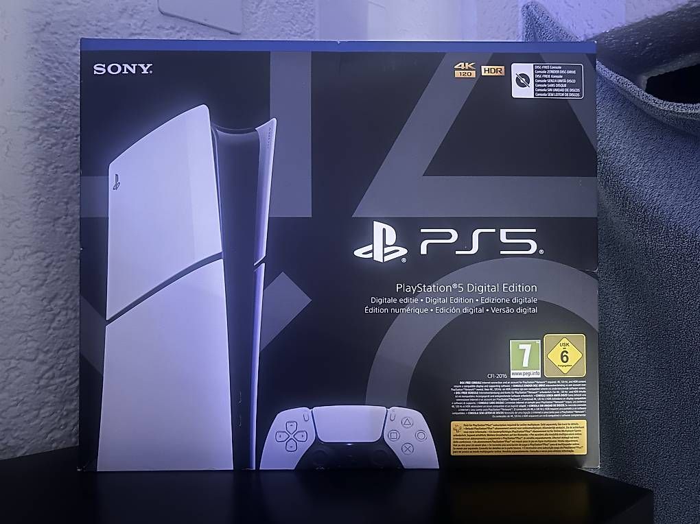 Console: PlayStation 5 Digital Edition – Usato da Chézard-St-Martin venduto da une_6klk 4