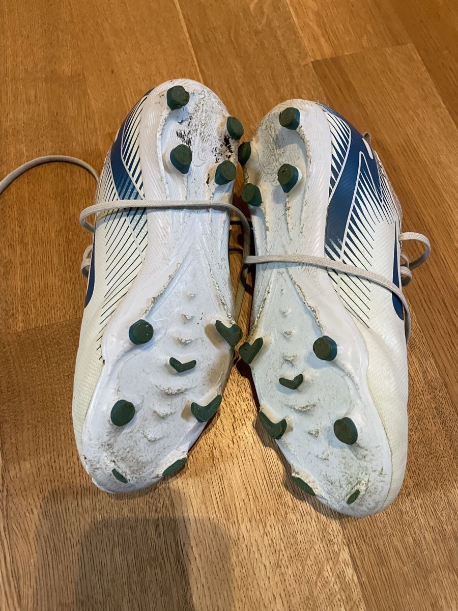 Nike Scarpe da uomo: Fussballschuhe Gr 36.5 – Usato da Flumserberg Bergh venduto da tamaramullis 4