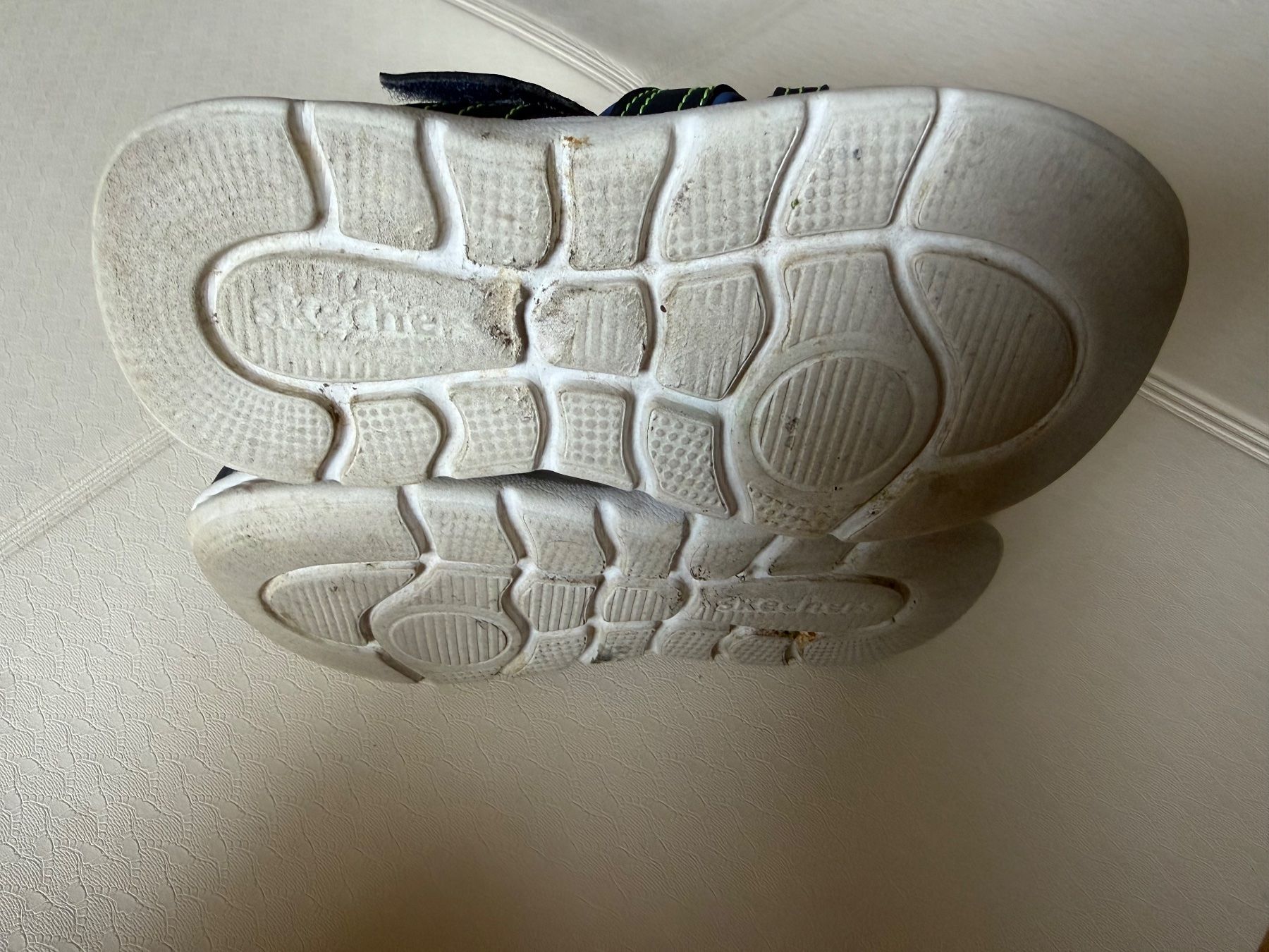 Skechers Scarpe da uomo: Skechers Sandalen Gr. 27 – Usato da Adliswil venduto da synchrot 1