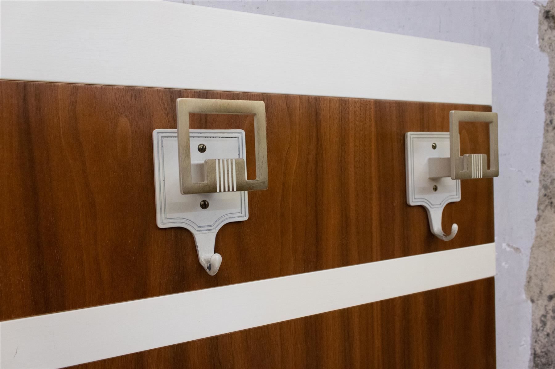 Garderobe: Wandgarderobe mit Spiegel – Gebraucht aus Zürich von ZuercherBrockenhaus 2