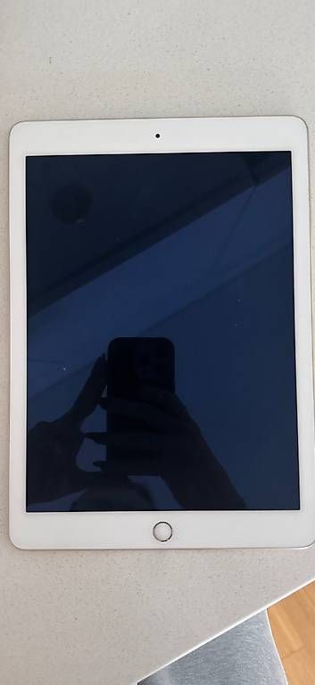 Tablet PC: iPad – Gebraucht aus Neuenkirch von caemiiiii 1