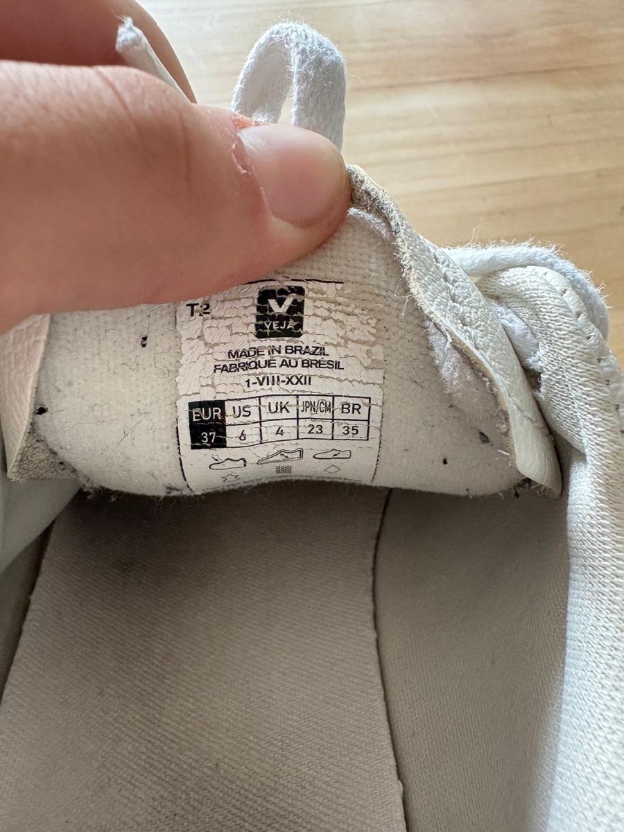 Veja Damenschuhe: Schuhe Veja 37 – Gebraucht aus Bergdietikon von Marineh2004 3