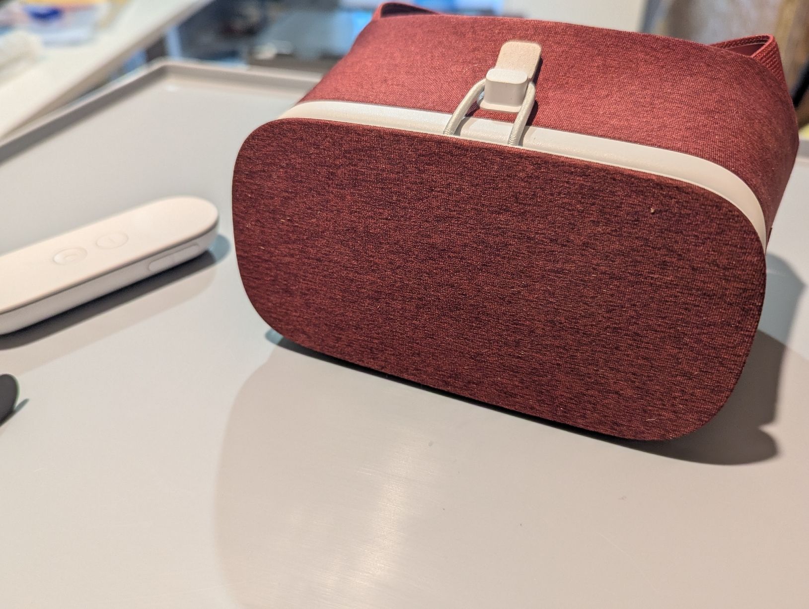 Casco VR: Google Daydream View VR Headset – Usato da Diesbach GL venduto da attilaolah 2