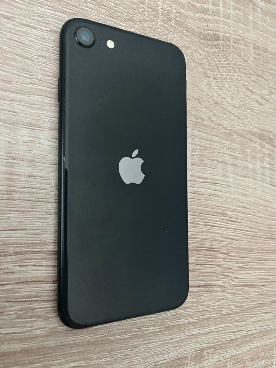 Apple Handys / Smartphones: iPhone SE 2020 – Gebraucht aus Sissach von SwissCyclist 1