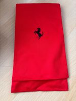 Foulard Ferrari rouge avec logo cheval noir neuf