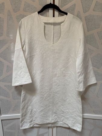 Great white cotton VMT kaftan. S/M
