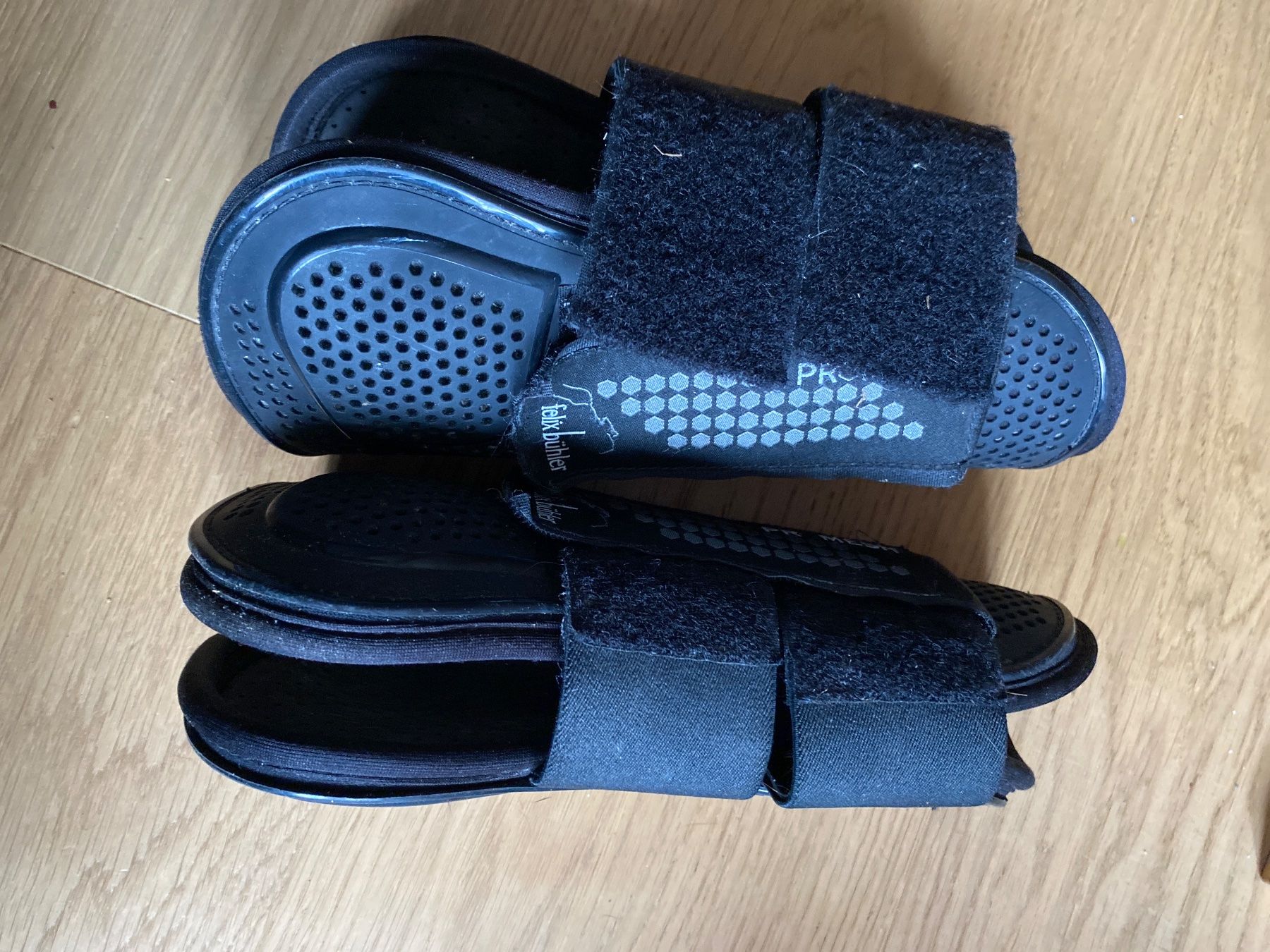 Felix Bühler Stinchiere & Fasciature: Promesh Gamasche gr Full schwarz – Usato da Happerswil venduto da R_Sch 2