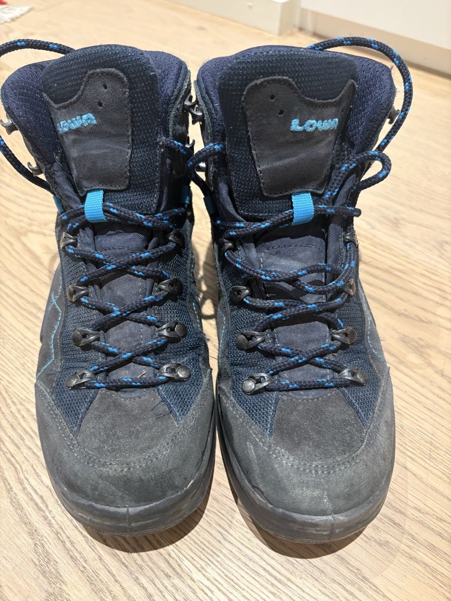 Lowa Scarpe per ragazzi: Wanderschuhe Lowa 37  – Usato da Baar venduto da El.bee 1