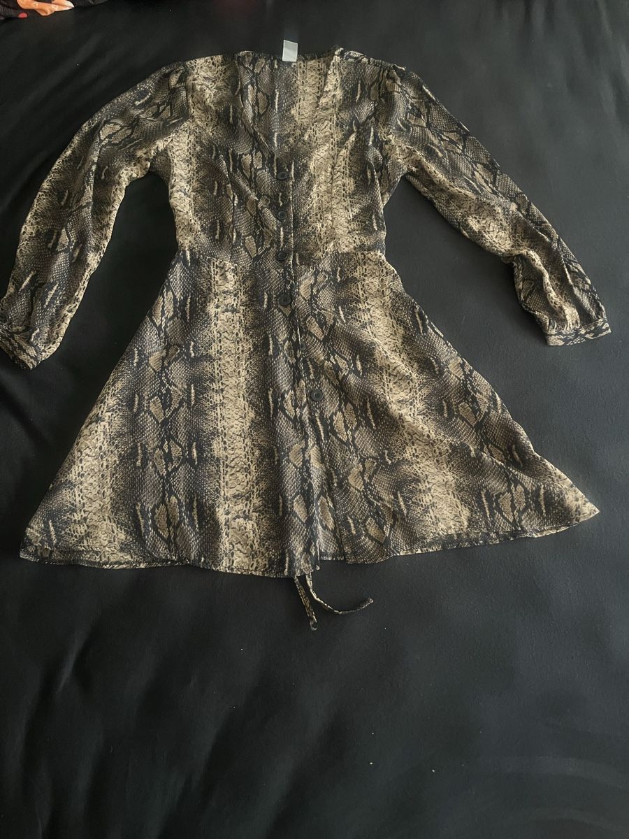 Zebra Robes: Zebra Kleid Schlangenmuster Grösse M  – Neuf (Voir description) à Olten par sae_82z2