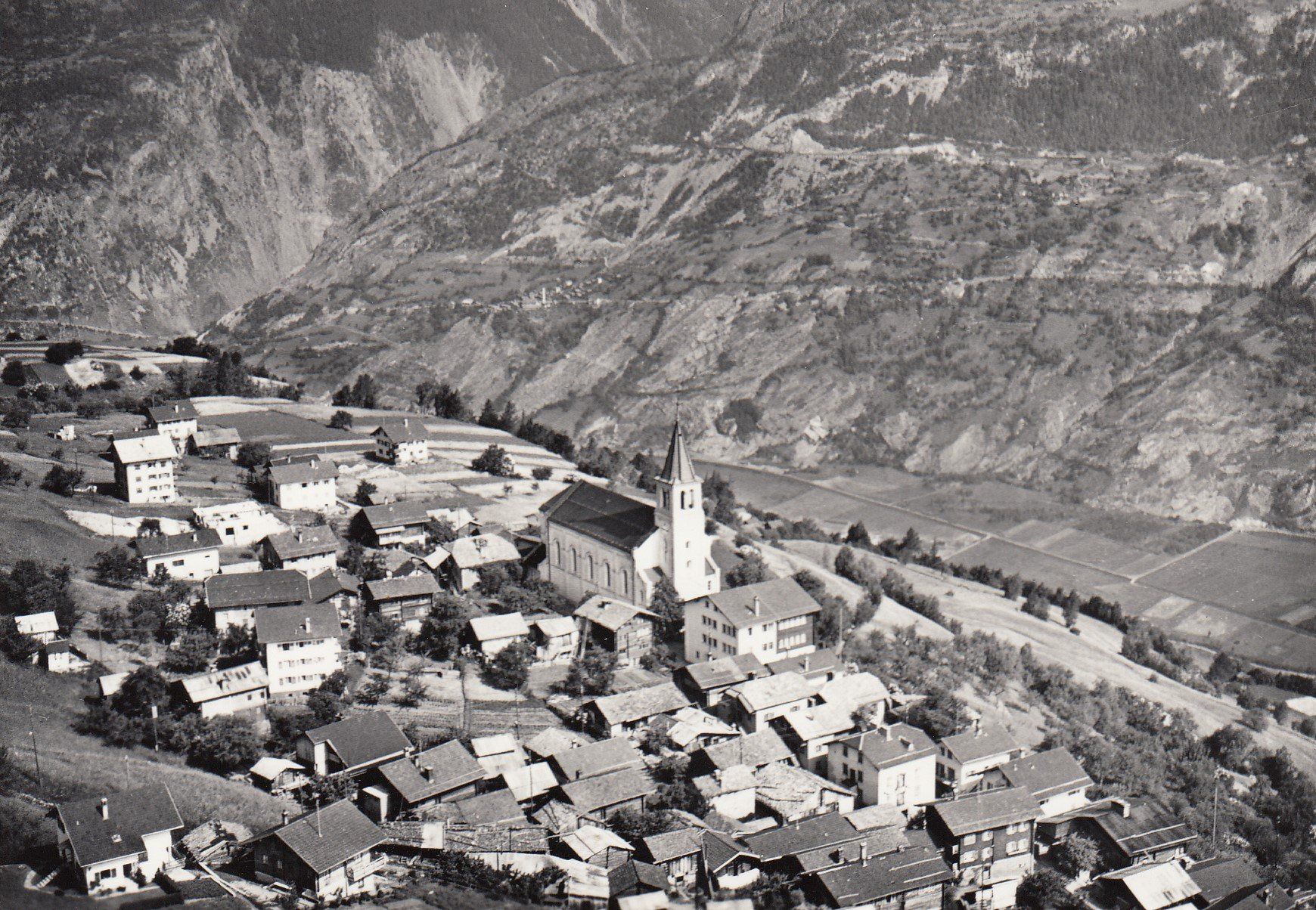 Cartoline postali: Eischoll   VS  -    4  diverse Ansichtskarten – Usato da Brig venduto da Valcards54 3