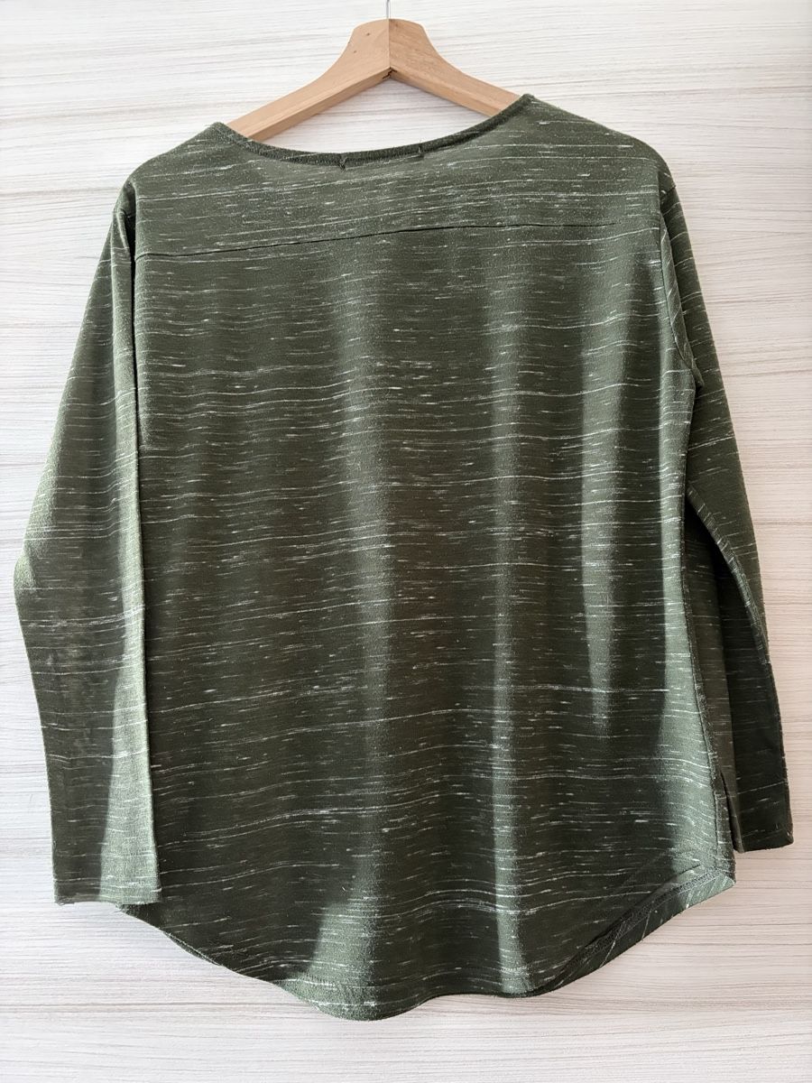 Top: Olive Green Long Sleeve Top – Nuovo (secondo la descrizione) da Sorengo venduto da dis_tfq6 2