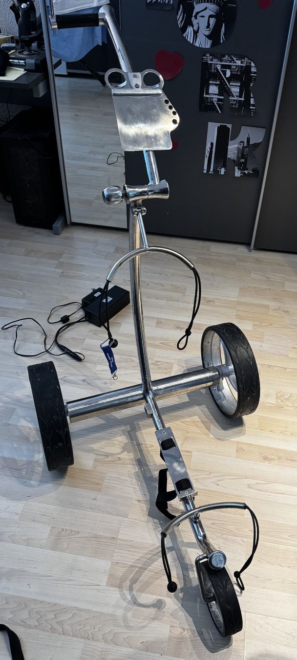Chariots: Elektro Golf Caddy/Trolley Golfmania – D'occasion à Bülach par flavio.vinci 1