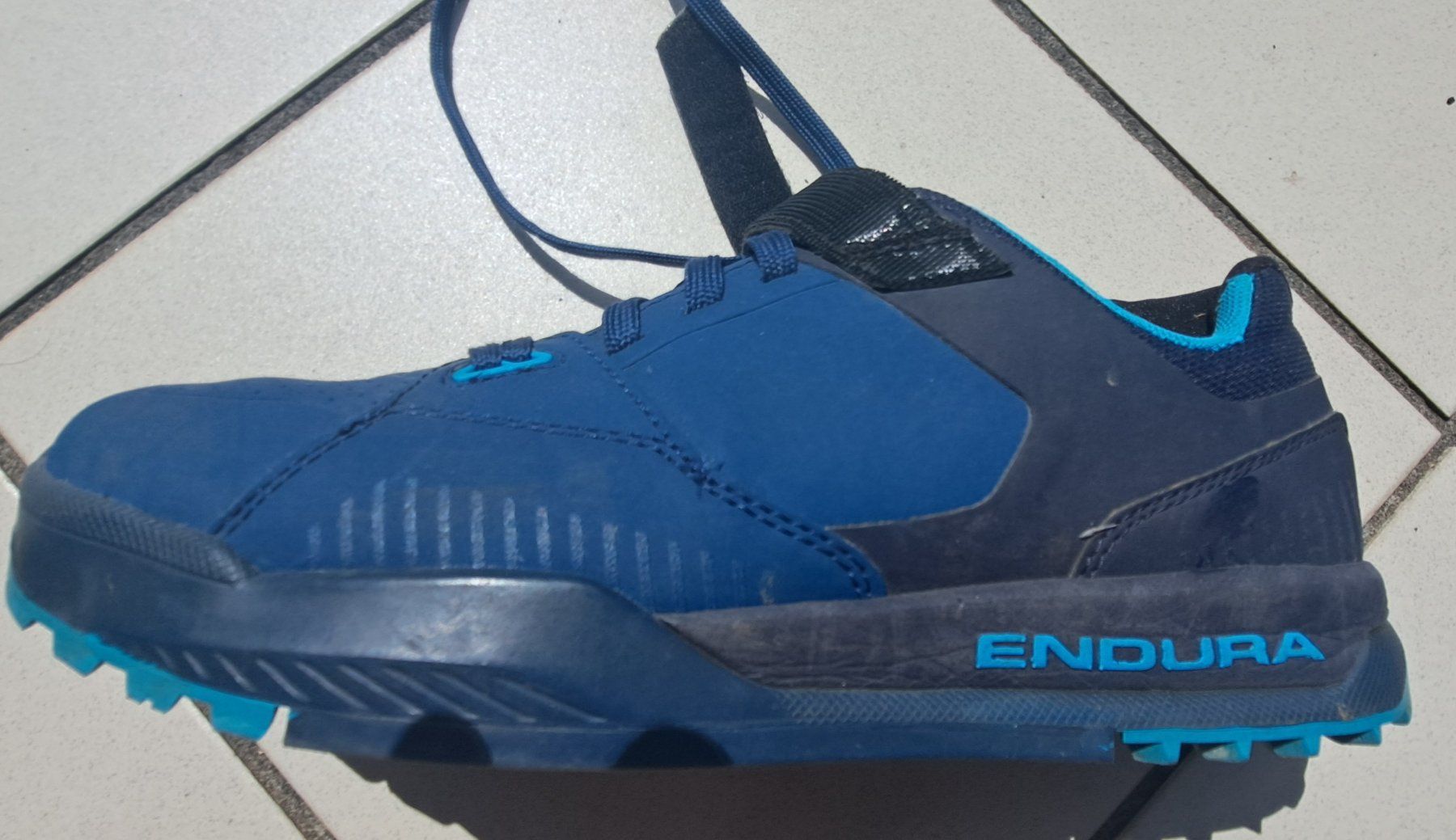 Endura Scarpe da uomo: VELO-SCHUHE von ENDURA Gr. 40 – Usato da Dieterswil venduto da furbo70 2