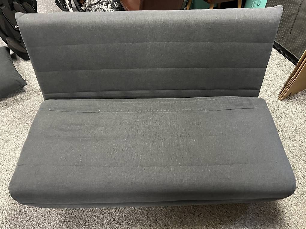 Divani: Sofa anthrazit (ausziehbar) – Usato da Hünibach venduto da Pedronez 1