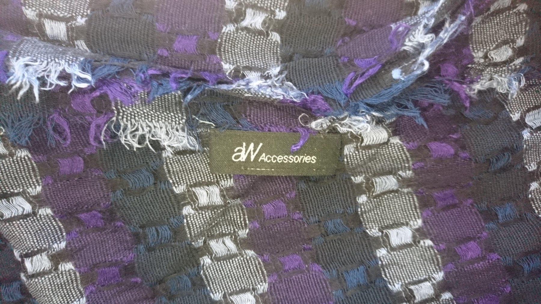 Foulard & Sciarpe: Echarpe rayée de AW accessories – Usato da Châtelaine venduto da fil_7lqg 2
