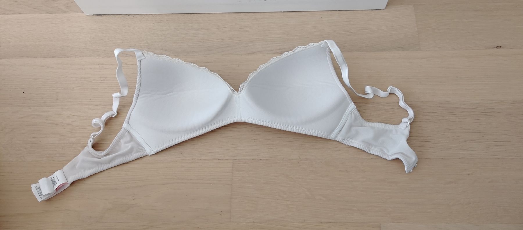 Hunkemöller Sonstige Unterwäsche: Hunkemöller BH Grösse 75C – Gebraucht aus Schwerzenbach von VityaCrafts 1
