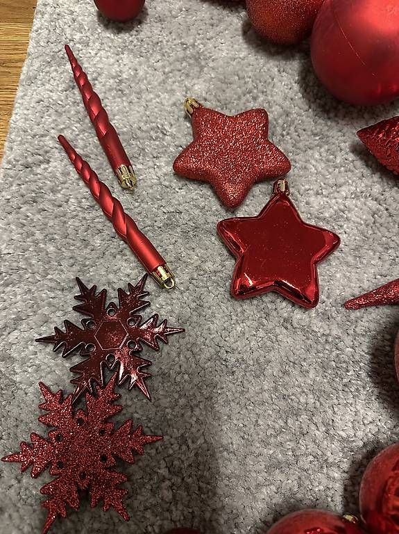 Tutte le decorazioni: Grosses Set Christbaumkugeln Rot – Usato da Wangen SZ venduto da Jaay_Sky 3