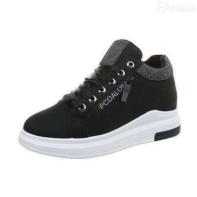 Damenschuhe: Neue Sneakers nicht getragen – Neu und originalverpackt aus Gränichen von inf_hm8t