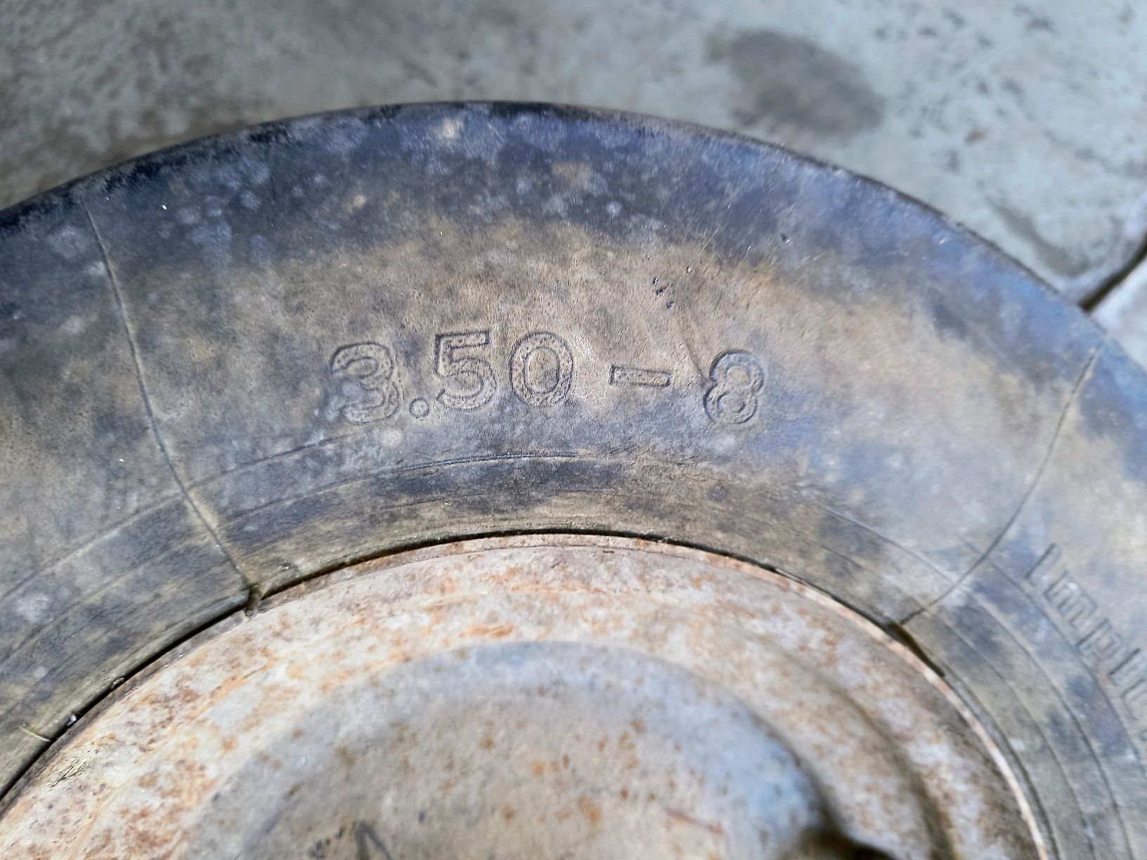 Tutti i ricambio: 2Räder 3,5x8 mit Welle gelagert – Usato da VORDERTHAL venduto da ducati821 2
